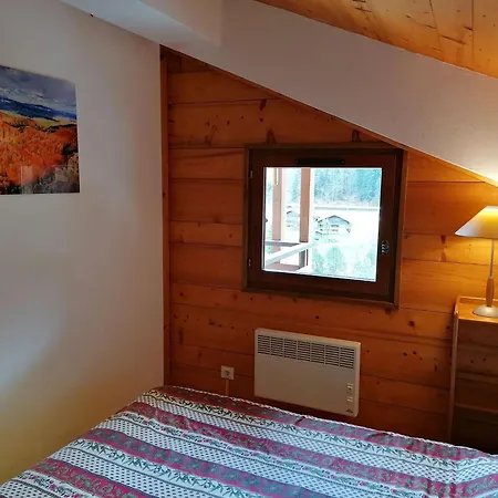 Appt Au Centre Avec 2 Chambres, Balcon, Casier A Et Confort Au Grand-bornand - Fr-1-241-61 * Le Grand-Bornand