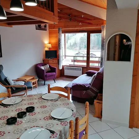 Appt Au Centre Avec 2 Chambres, Balcon, Casier A Et Confort Au Grand-bornand - Fr-1-241-61 Apartment Le Grand-Bornand