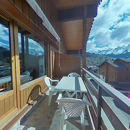 Appt Au Centre Avec 2 Chambres, Balcon, Casier A Et Confort Au Grand-bornand - Fr-1-241-61